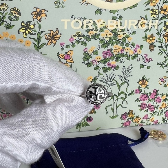 NWT Tory Burch Ring - Picture 3 of 3